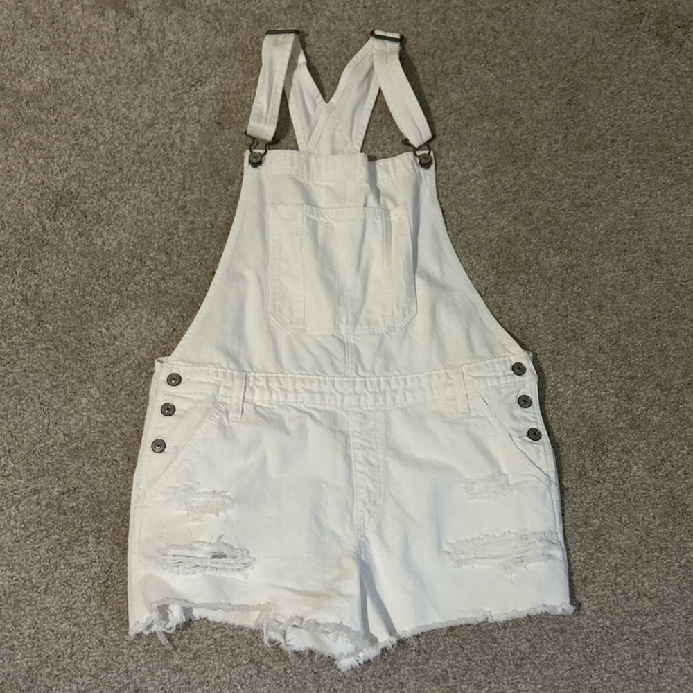 Abercrombie & Fitch White Ripped Jean Overall Shorts Size L